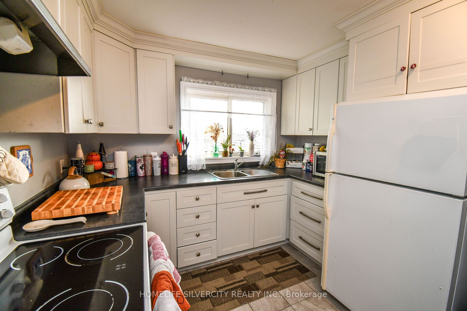 4498 Sunnidale Con 2 Road