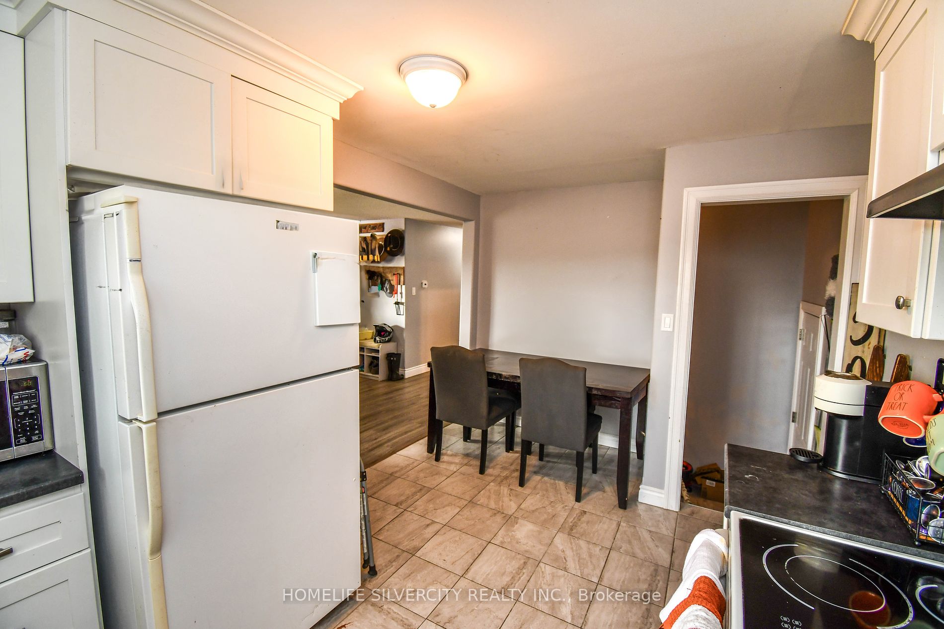 4498 Sunnidale Con 2 Road