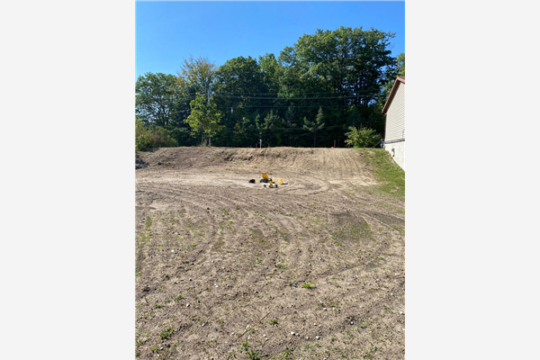 137 Golf Course Rd, Wasaga Beach