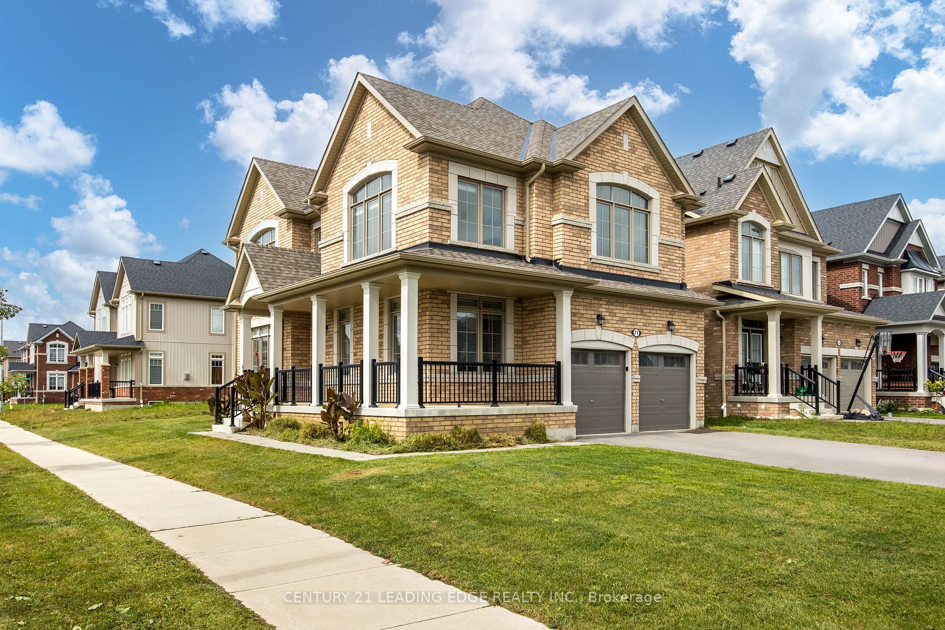71 KIRBY Avenue
