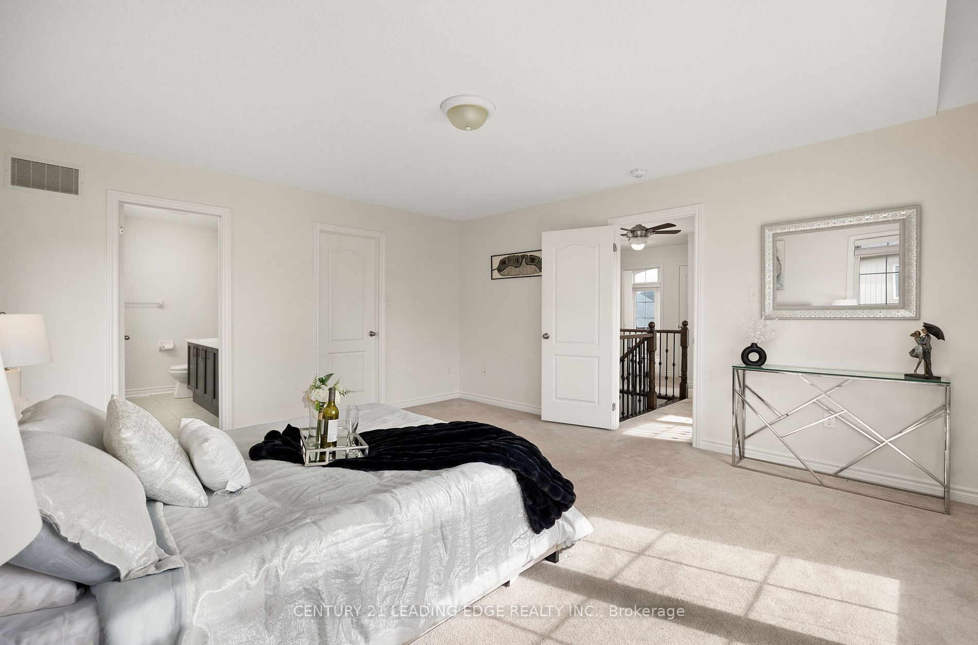 71 KIRBY Avenue