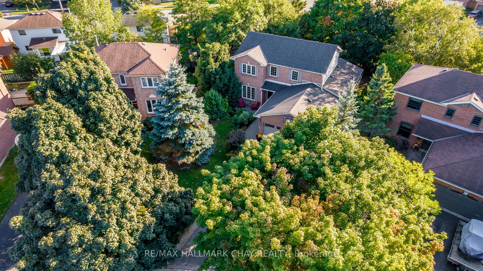 12 Shortreed Crt