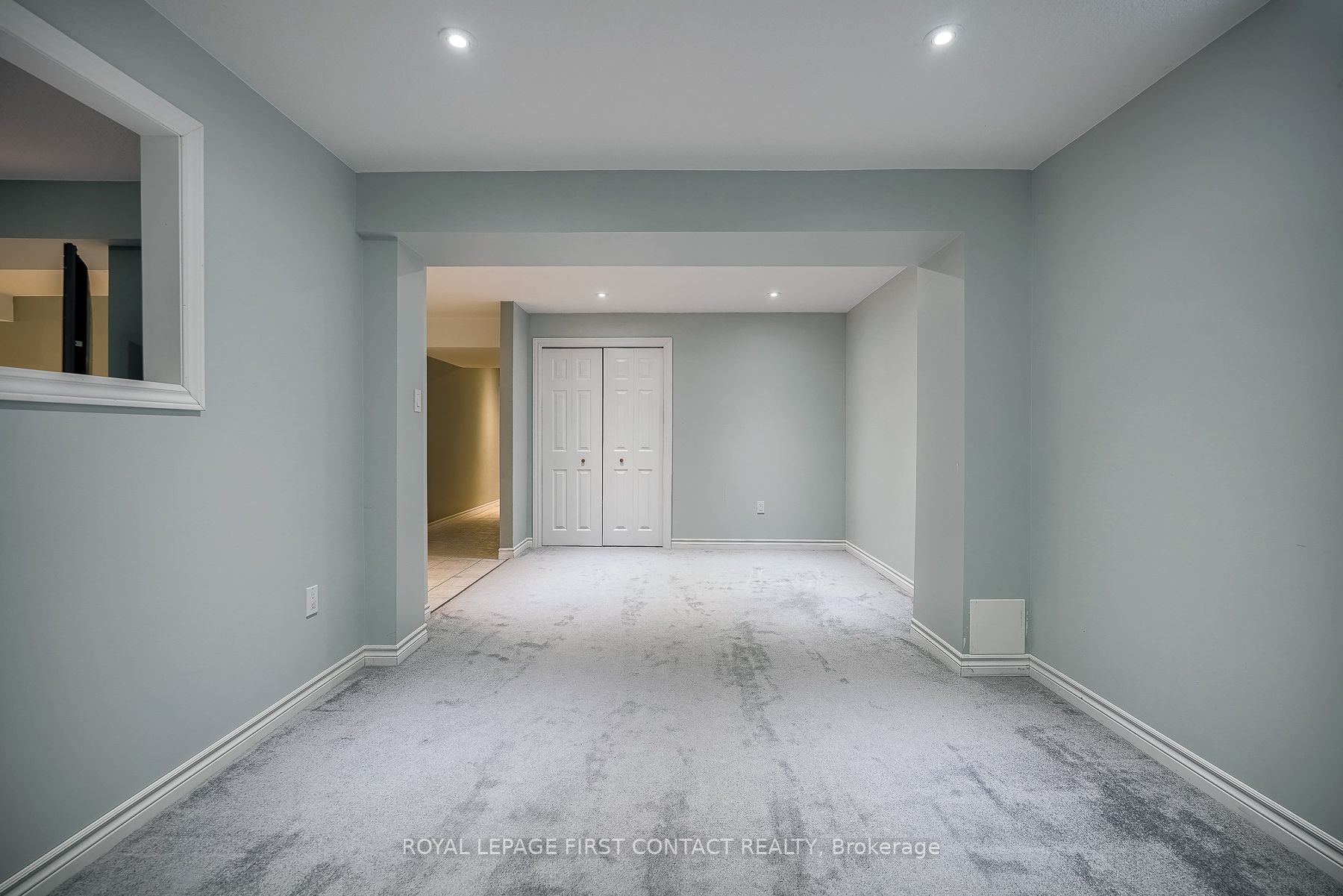 112 Cumming Dr