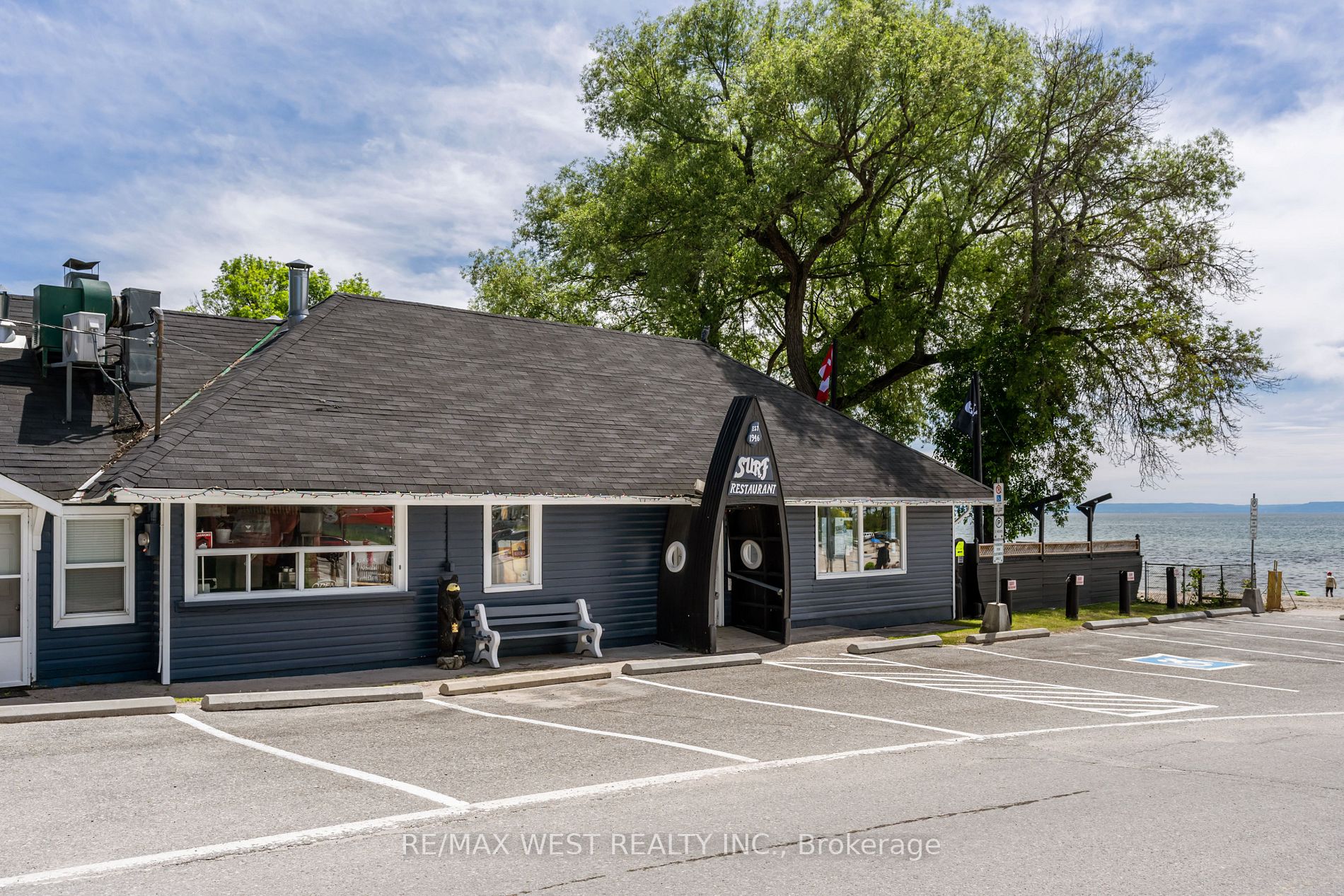 396 Balm Beach Rd W