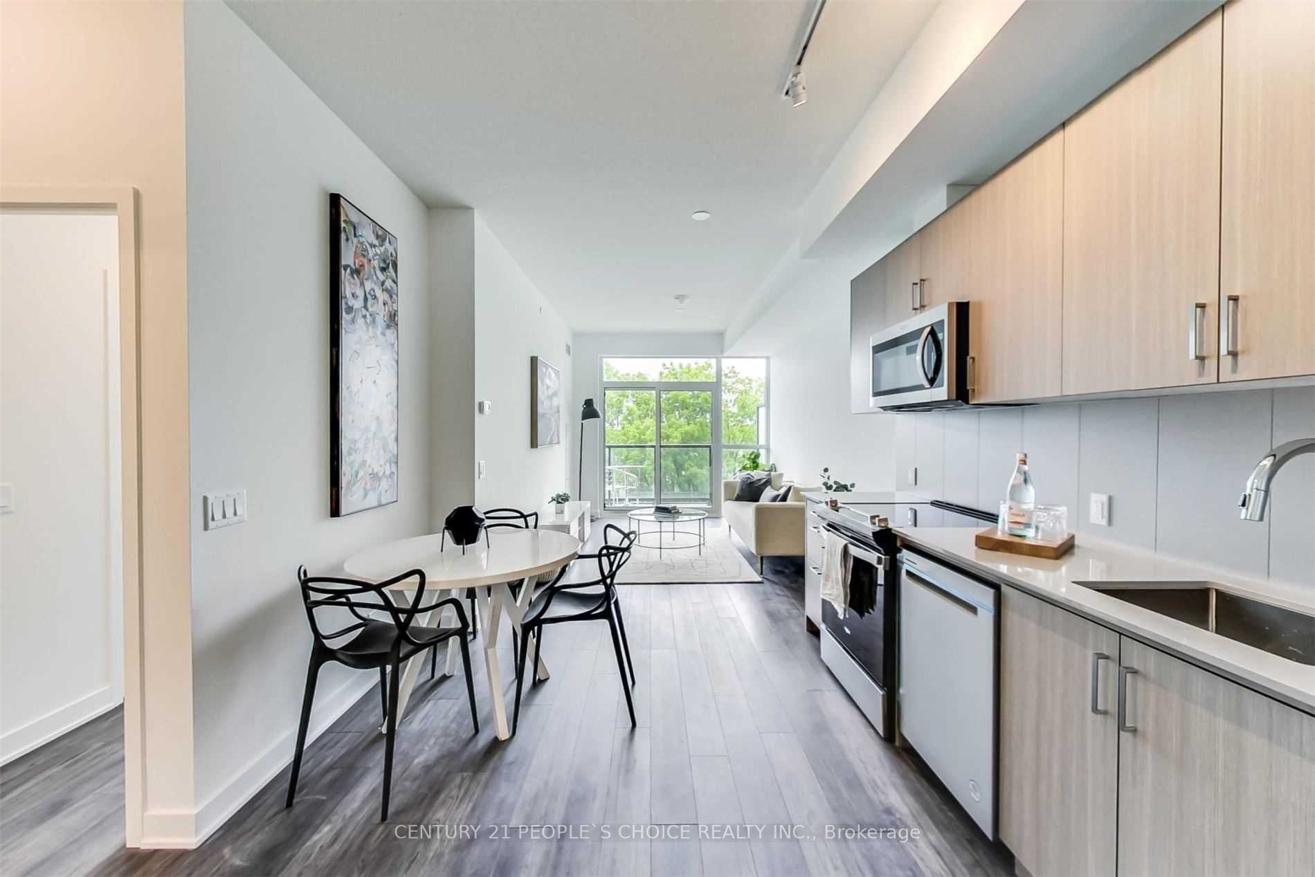 681 Yonge St, #528