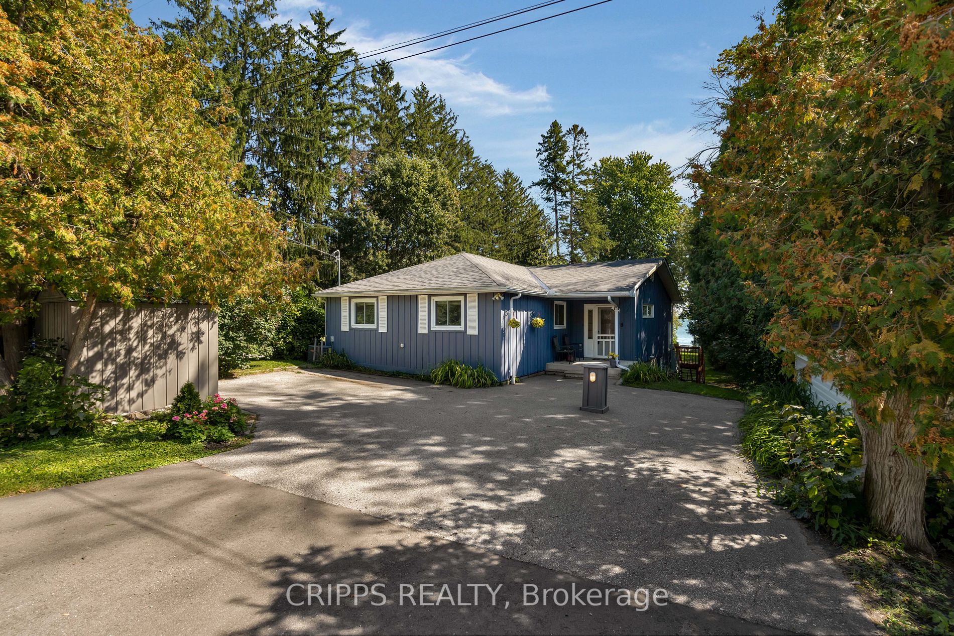 61 Stanley Ave
