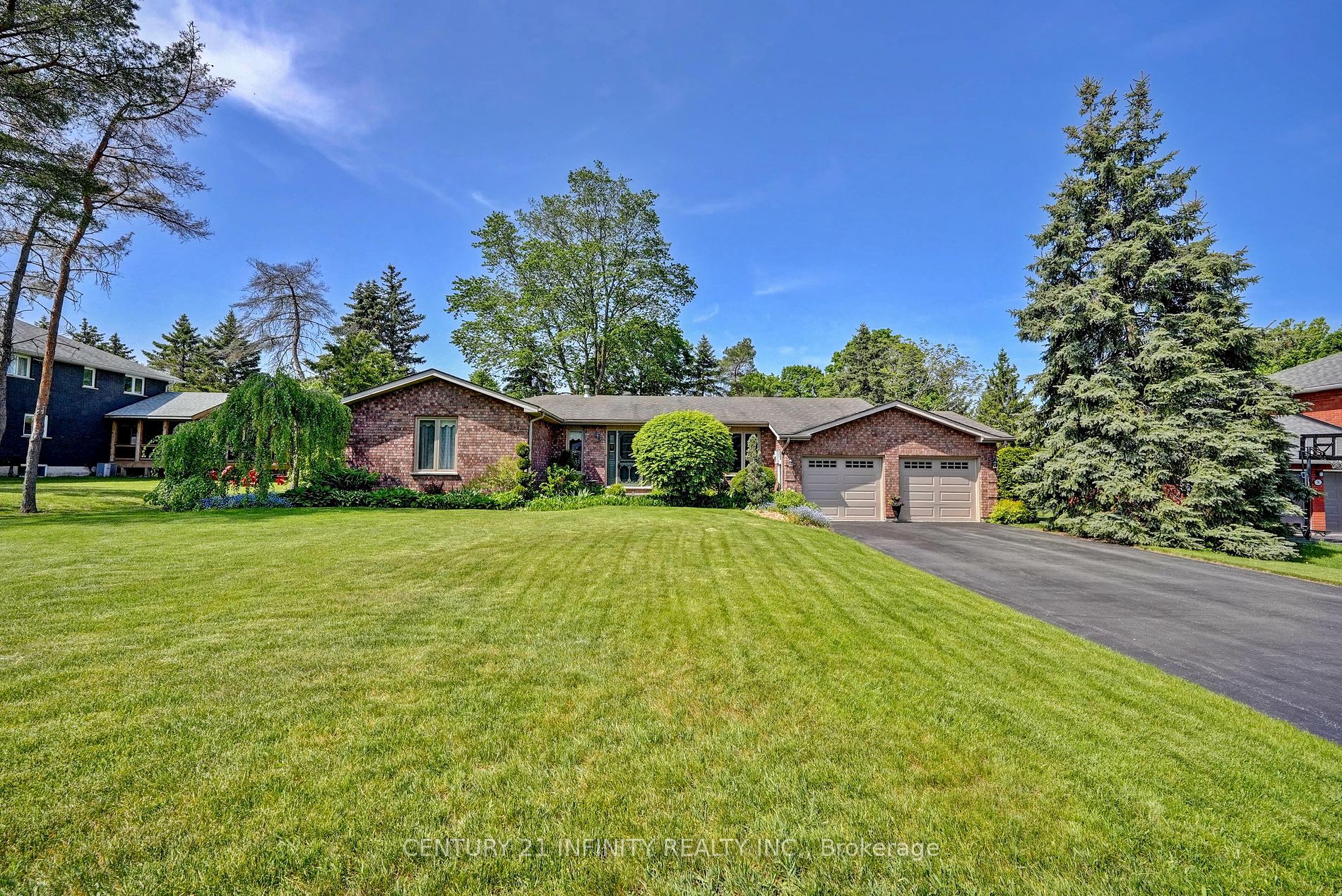 32 Priest Ave