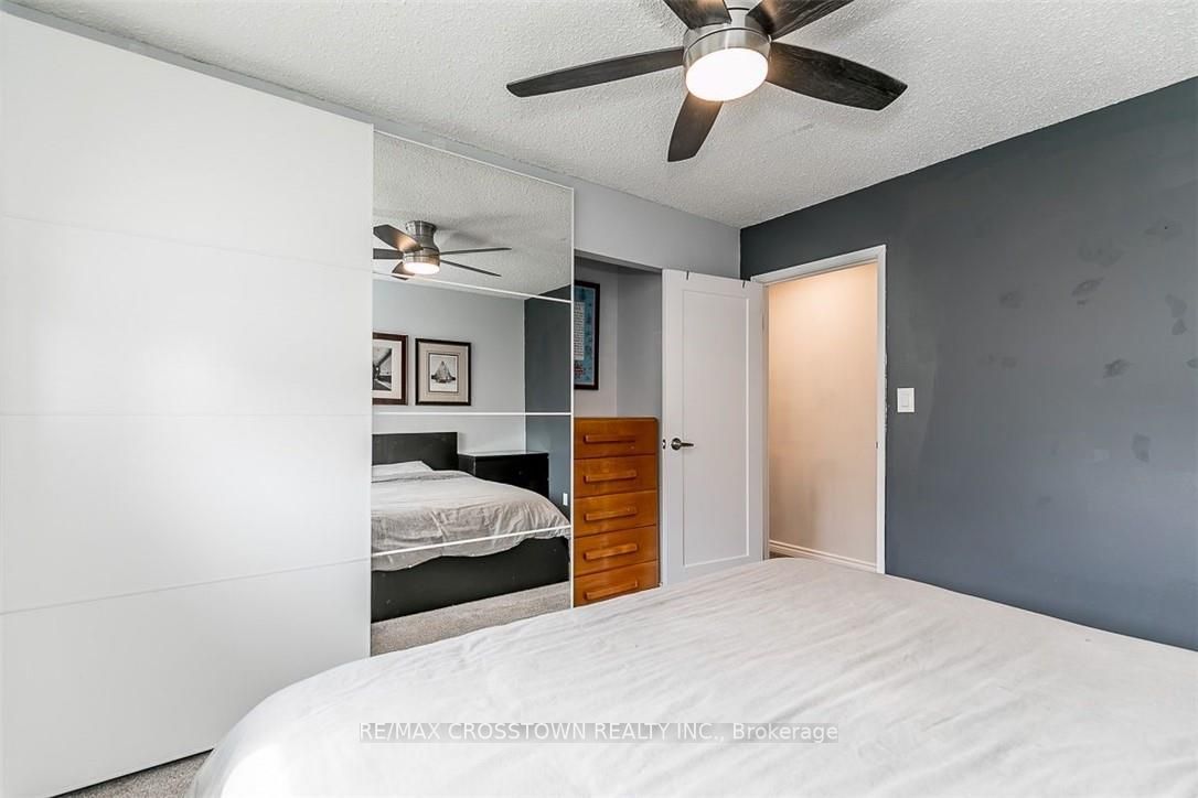 15 Braniff Crt