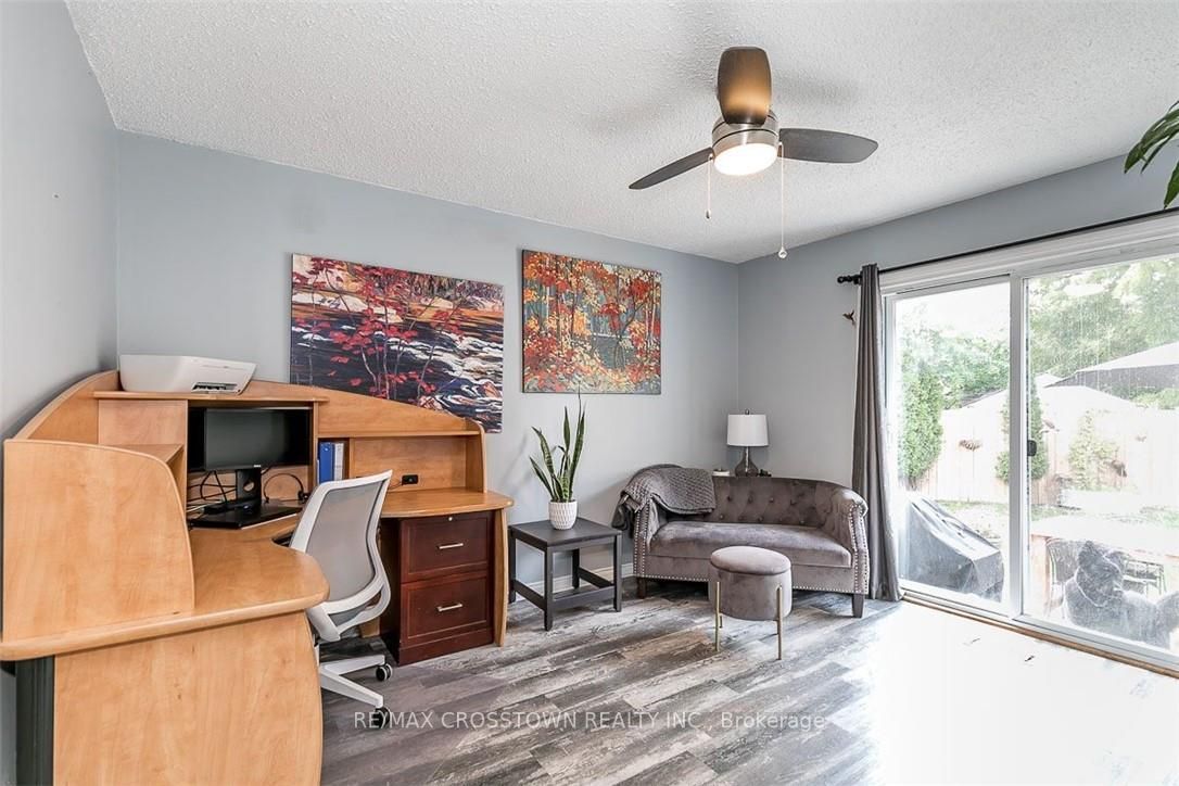 15 Braniff Crt