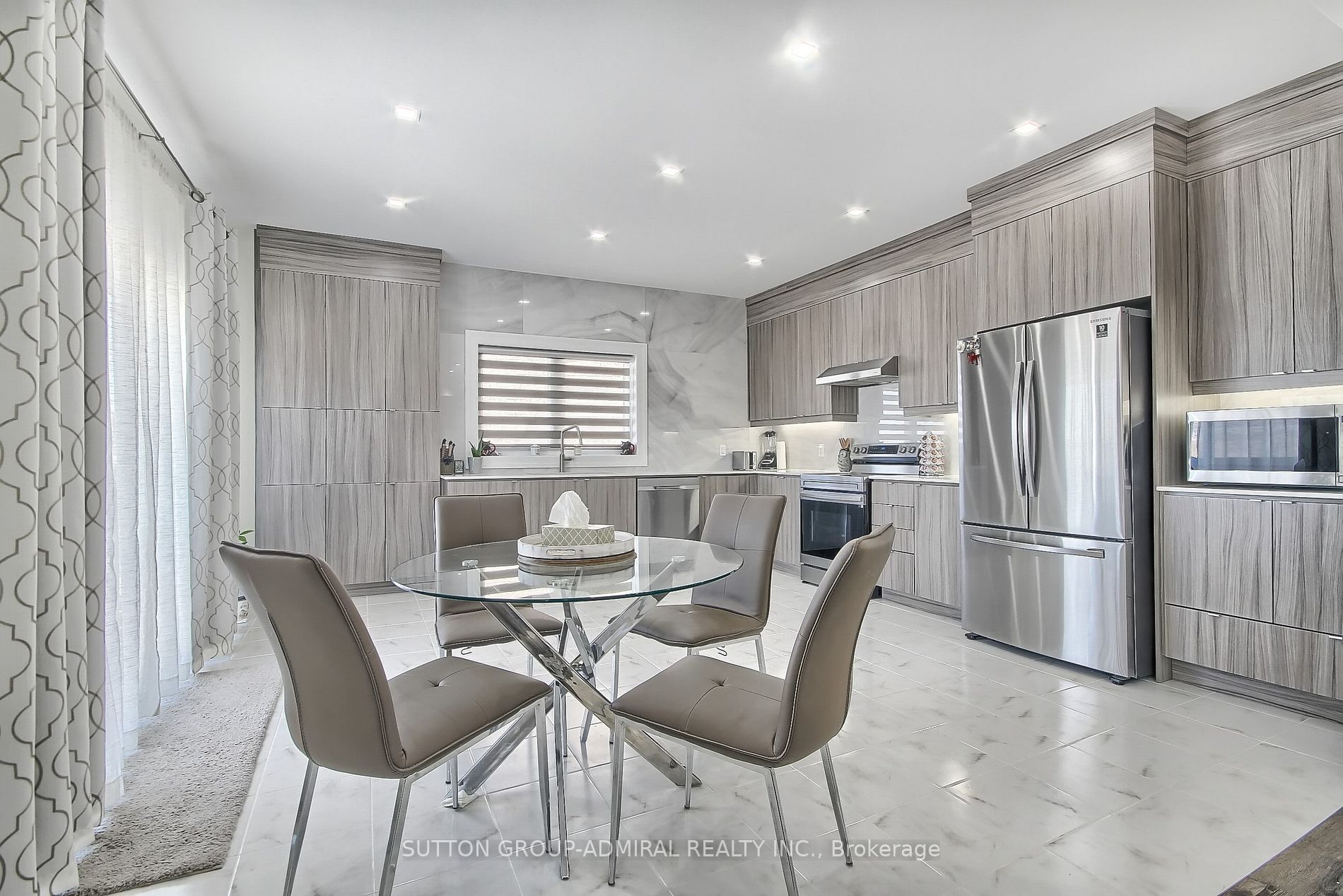 159 Muirfield Dr