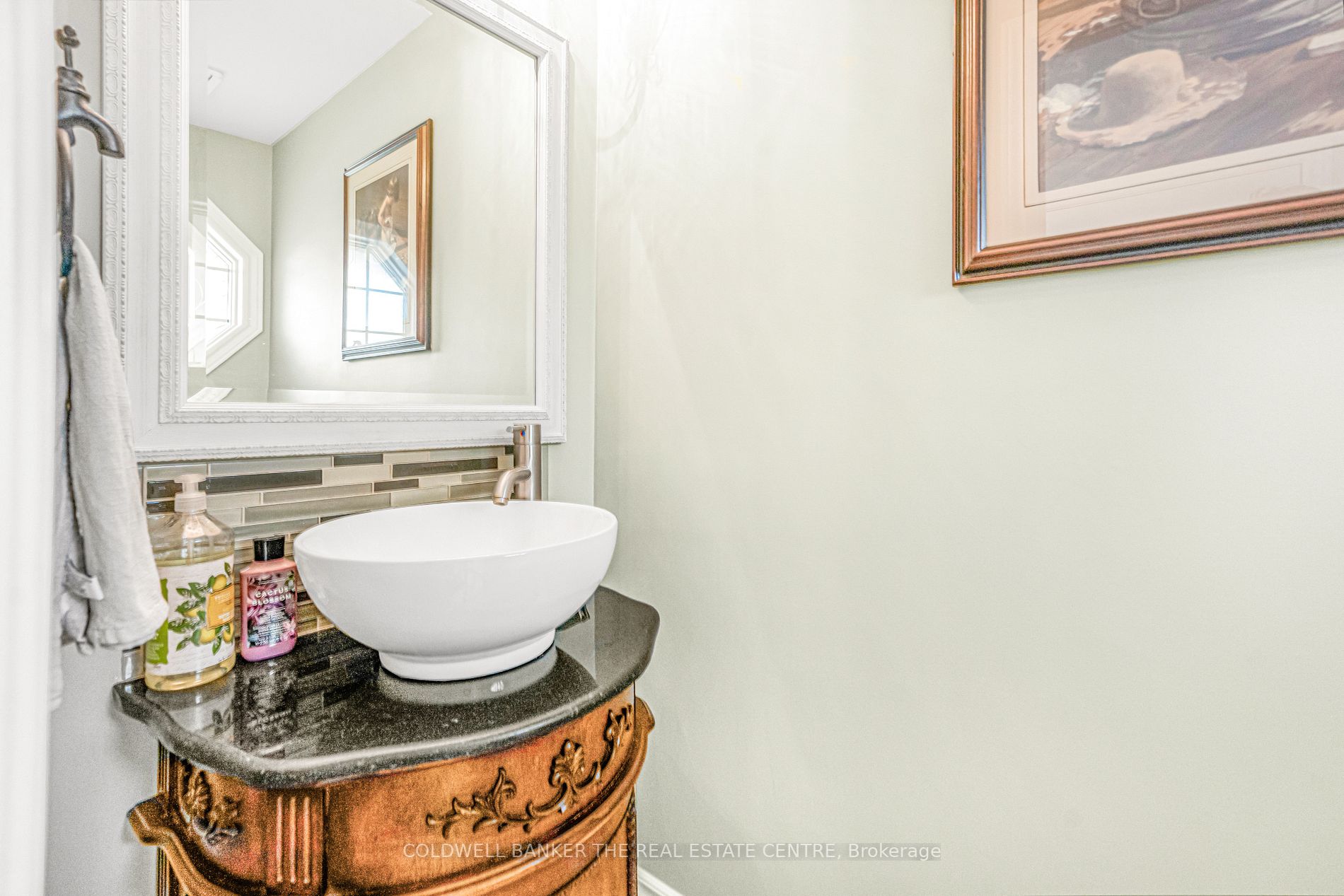 20 Silver Maple Crescent