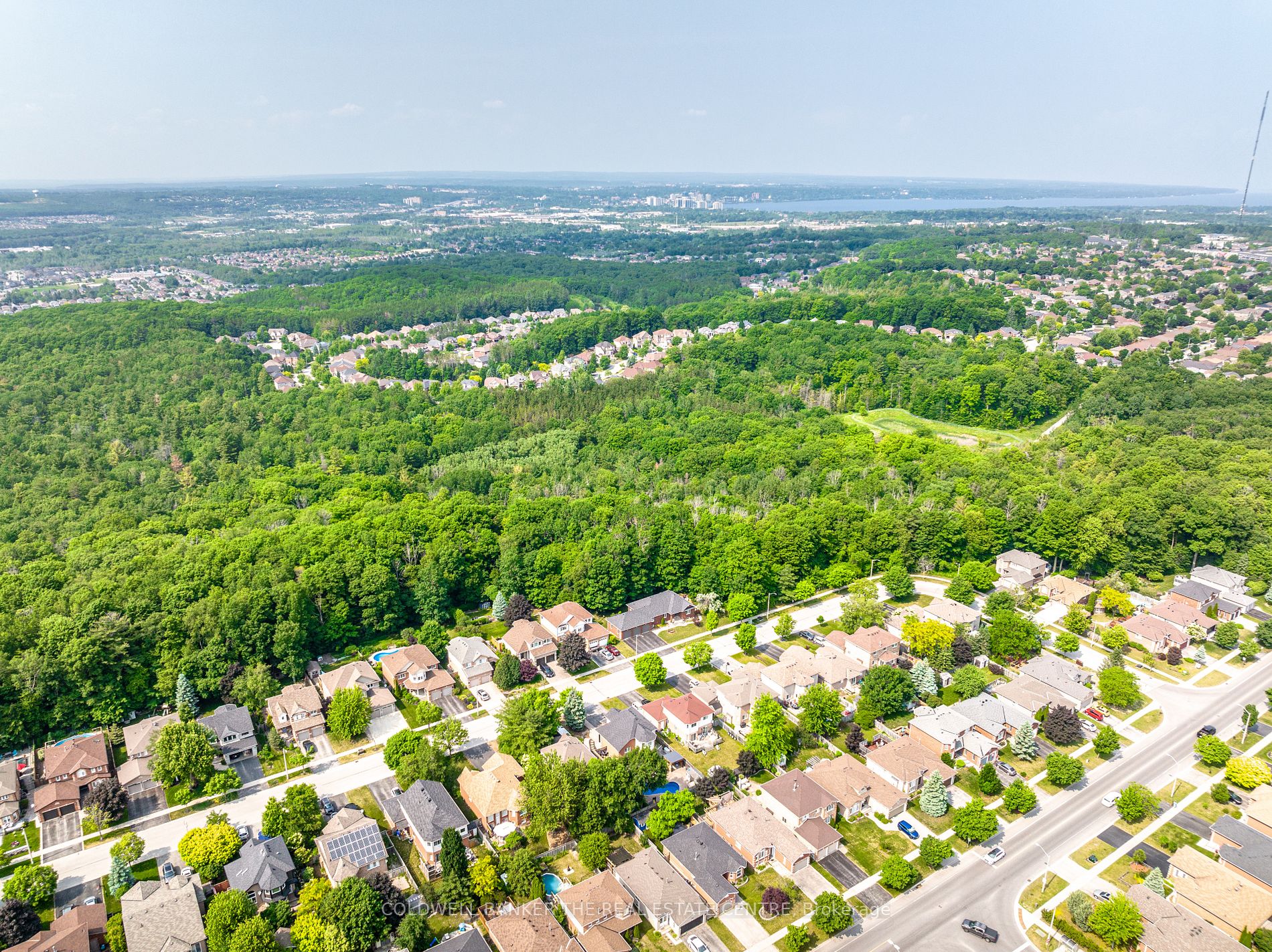 20 Silver Maple Crescent