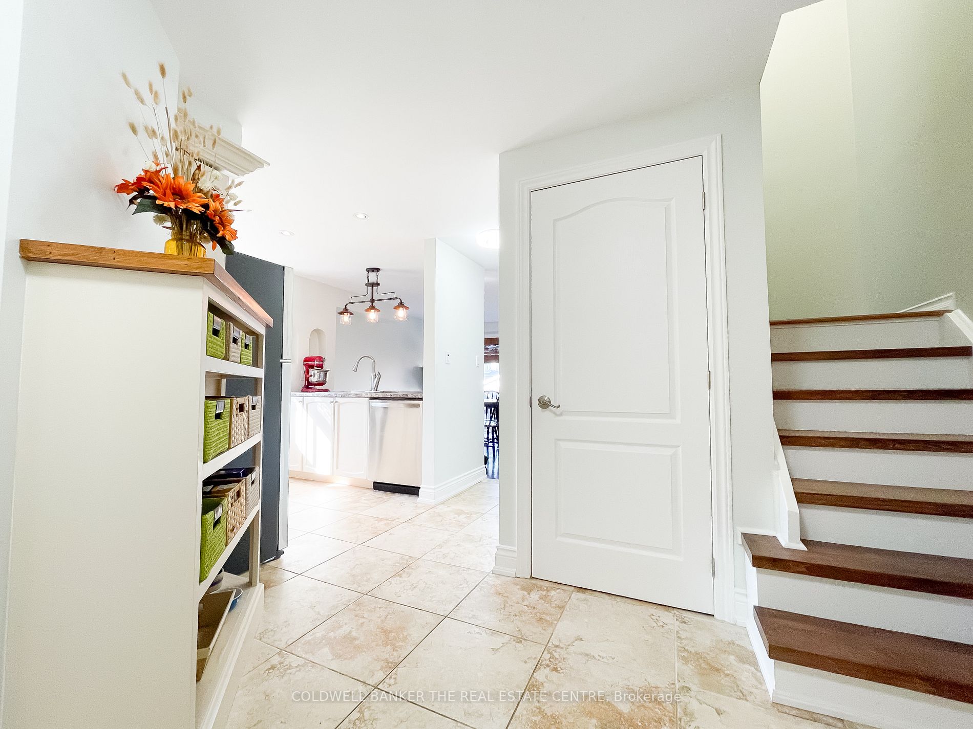 20 Silver Maple Crescent