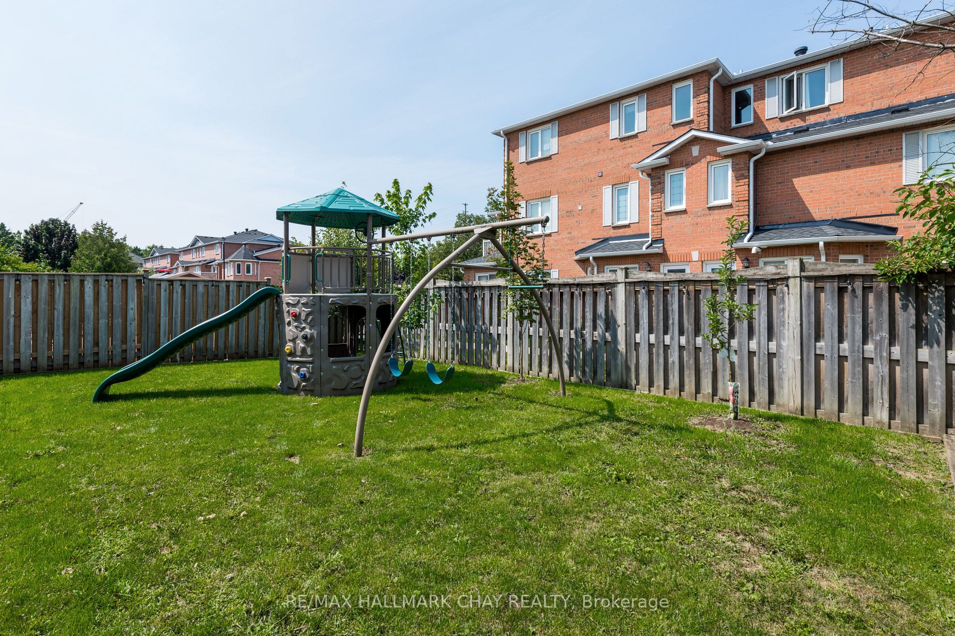 54 O'SHAUGHNESSY Crescent