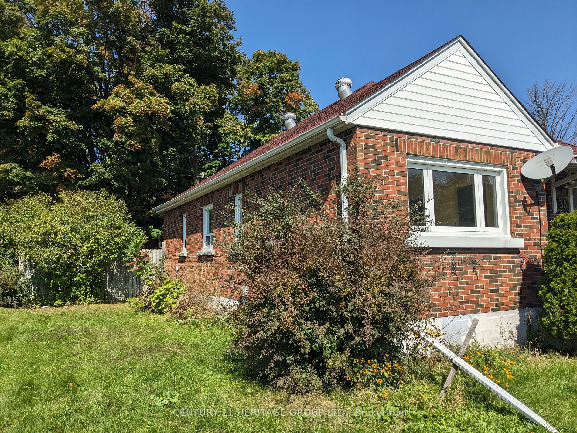 35 Argyle Ave