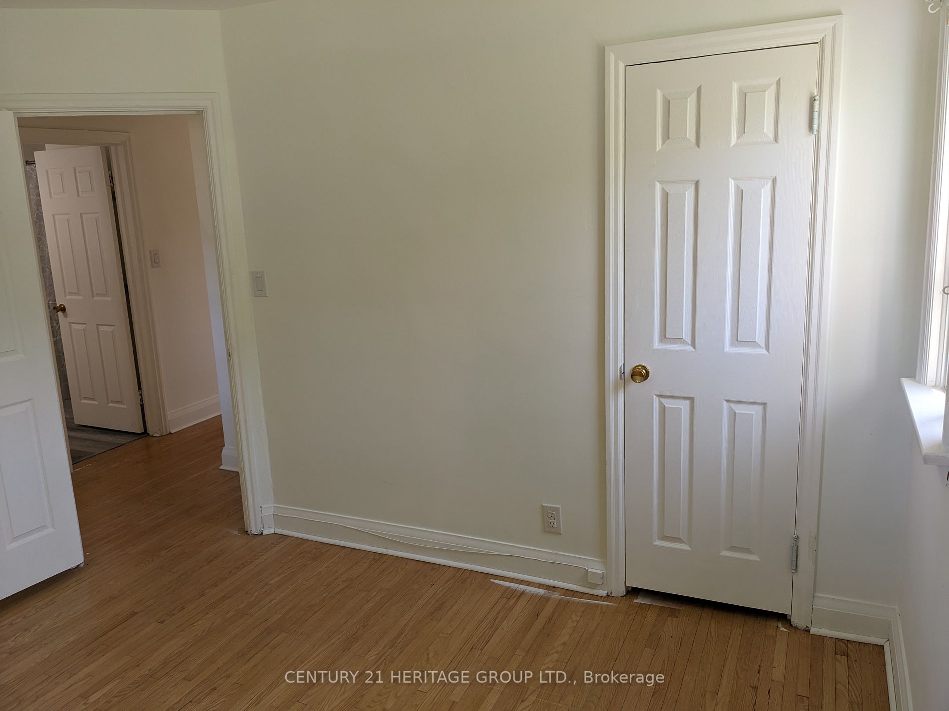 35 Argyle Ave
