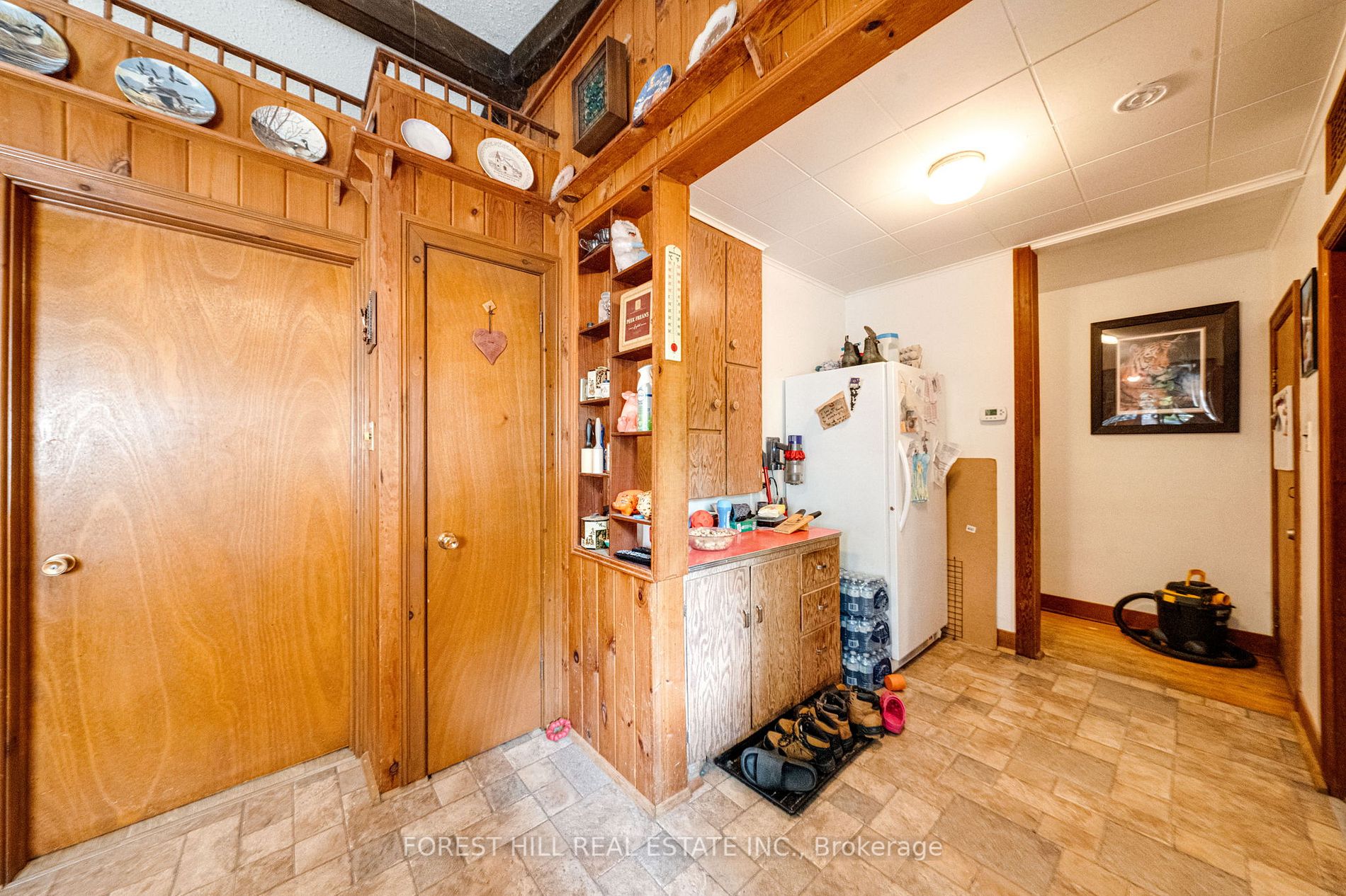 480 Ste Marie St