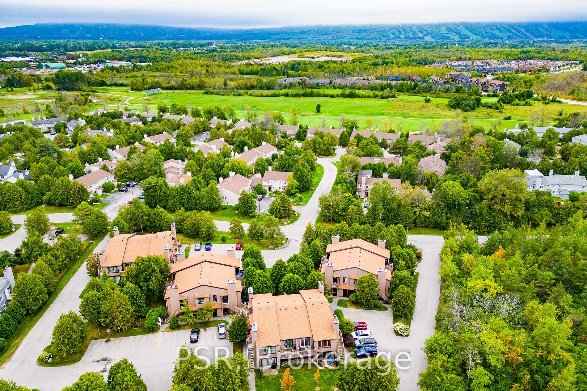 27 Dawson Dr, #130