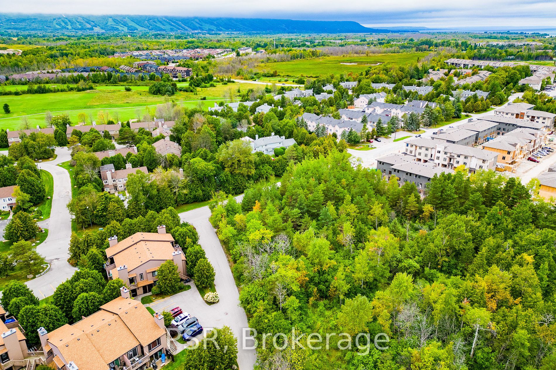 27 Dawson Dr, #130