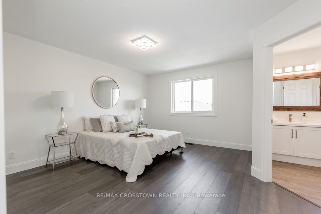 21 Brookfield Cres