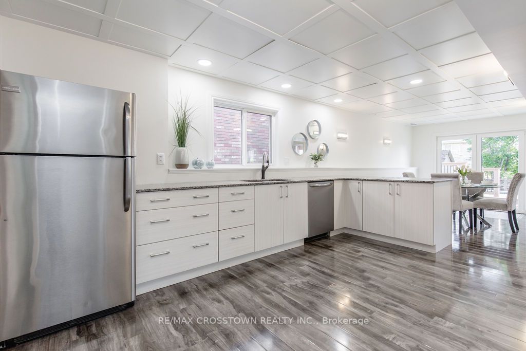 21 Brookfield Cres