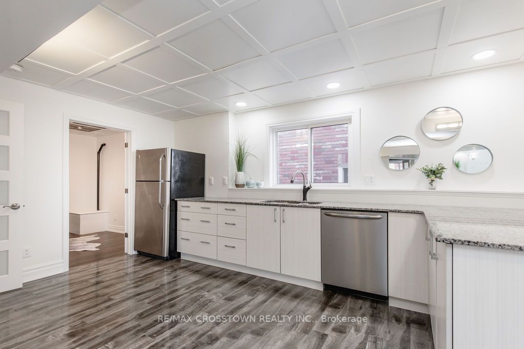 21 Brookfield Cres