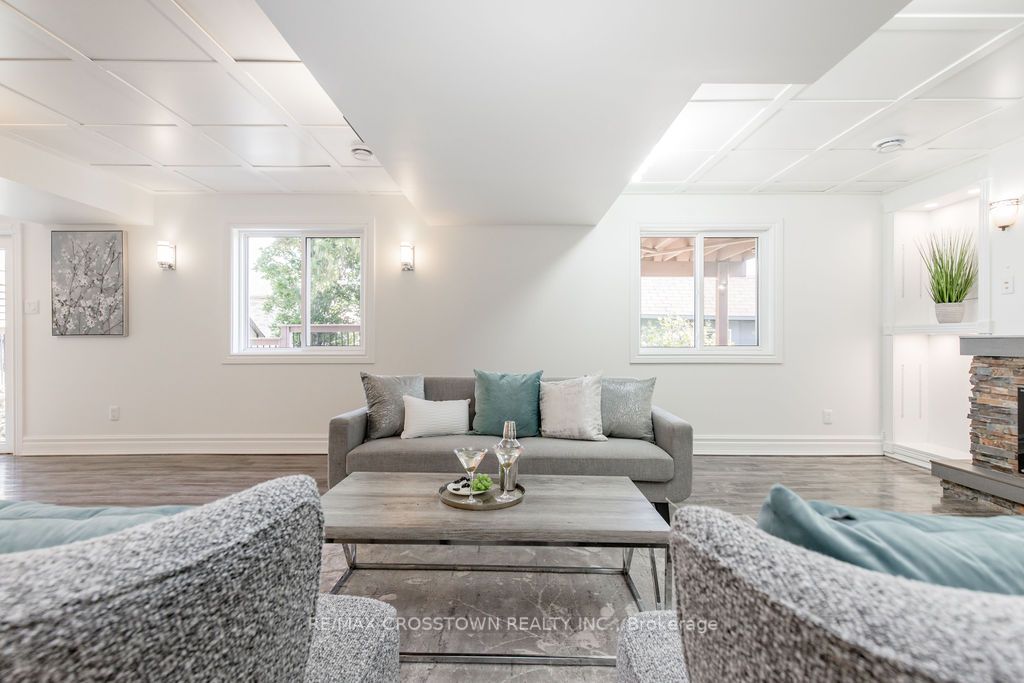 21 Brookfield Cres