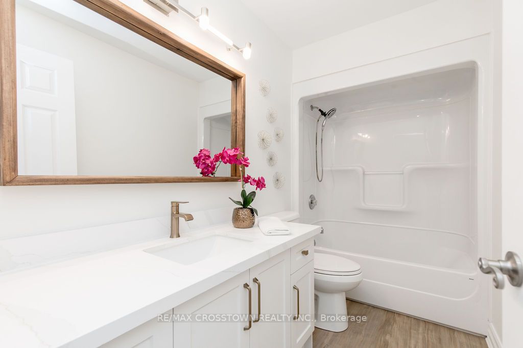 21 Brookfield Cres