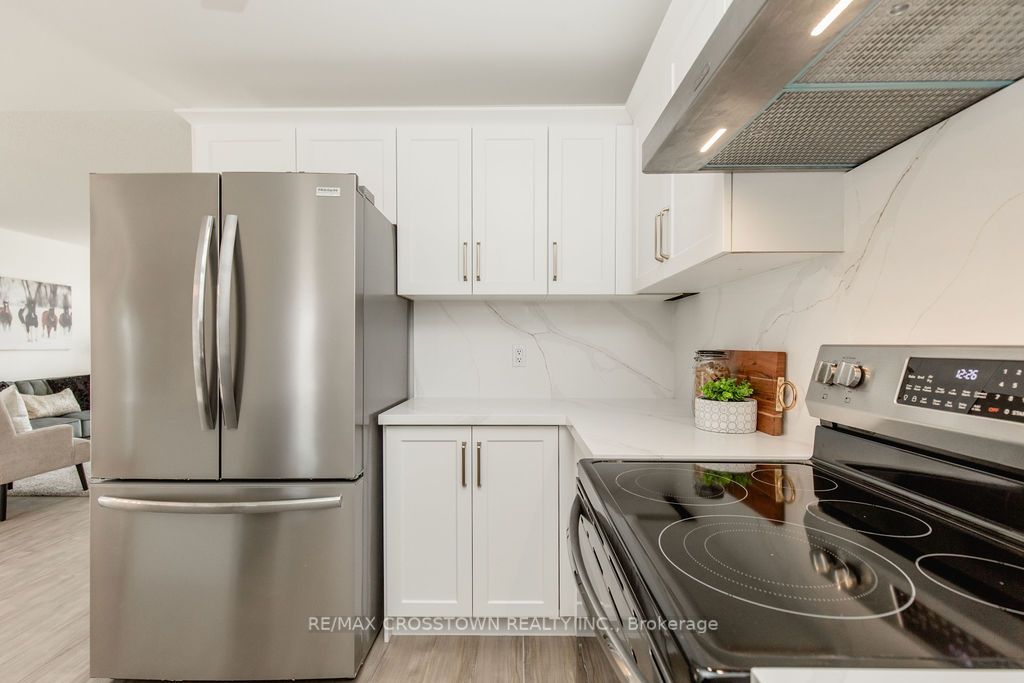 21 Brookfield Cres