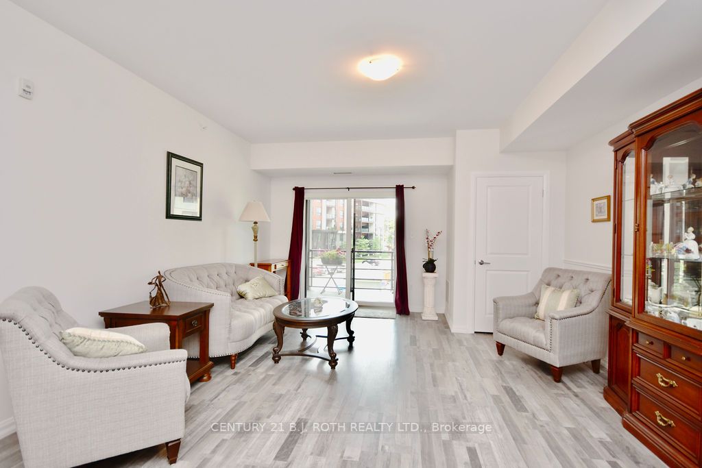 302 Essa Rd, #205