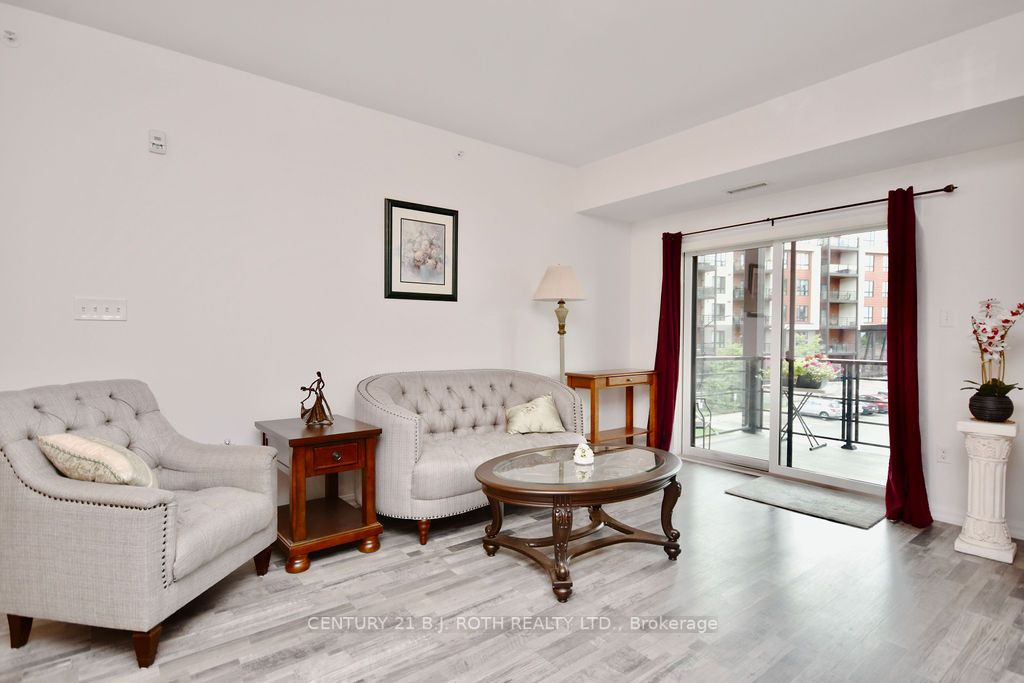 302 Essa Rd, #205