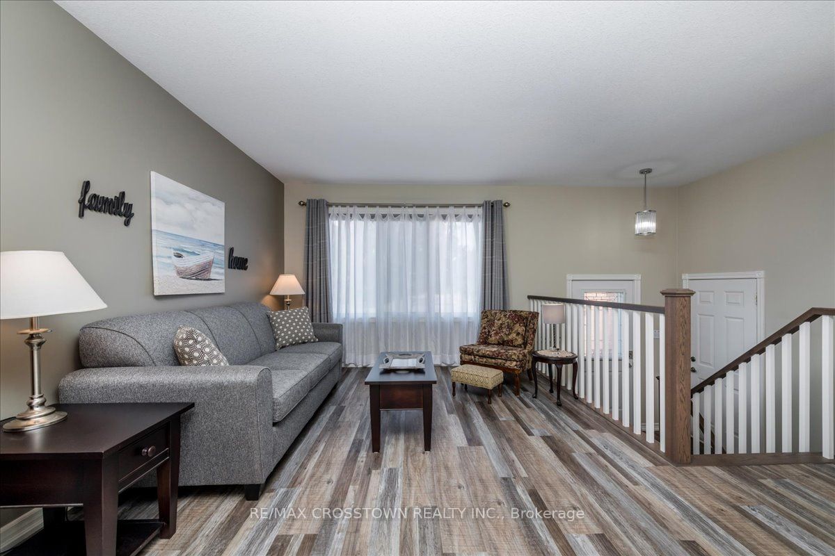 185 Marsellus Dr