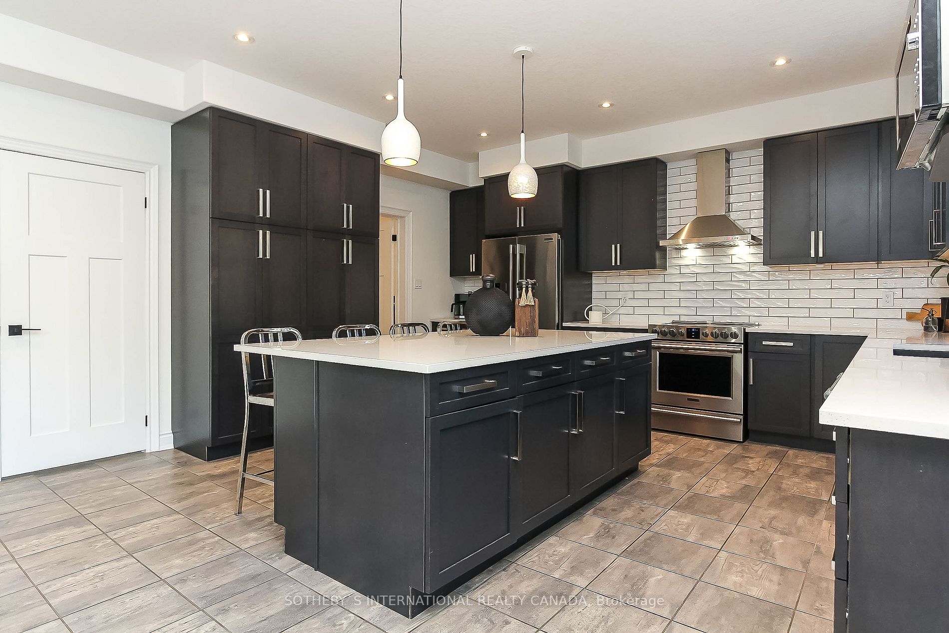 68 Foley Cres