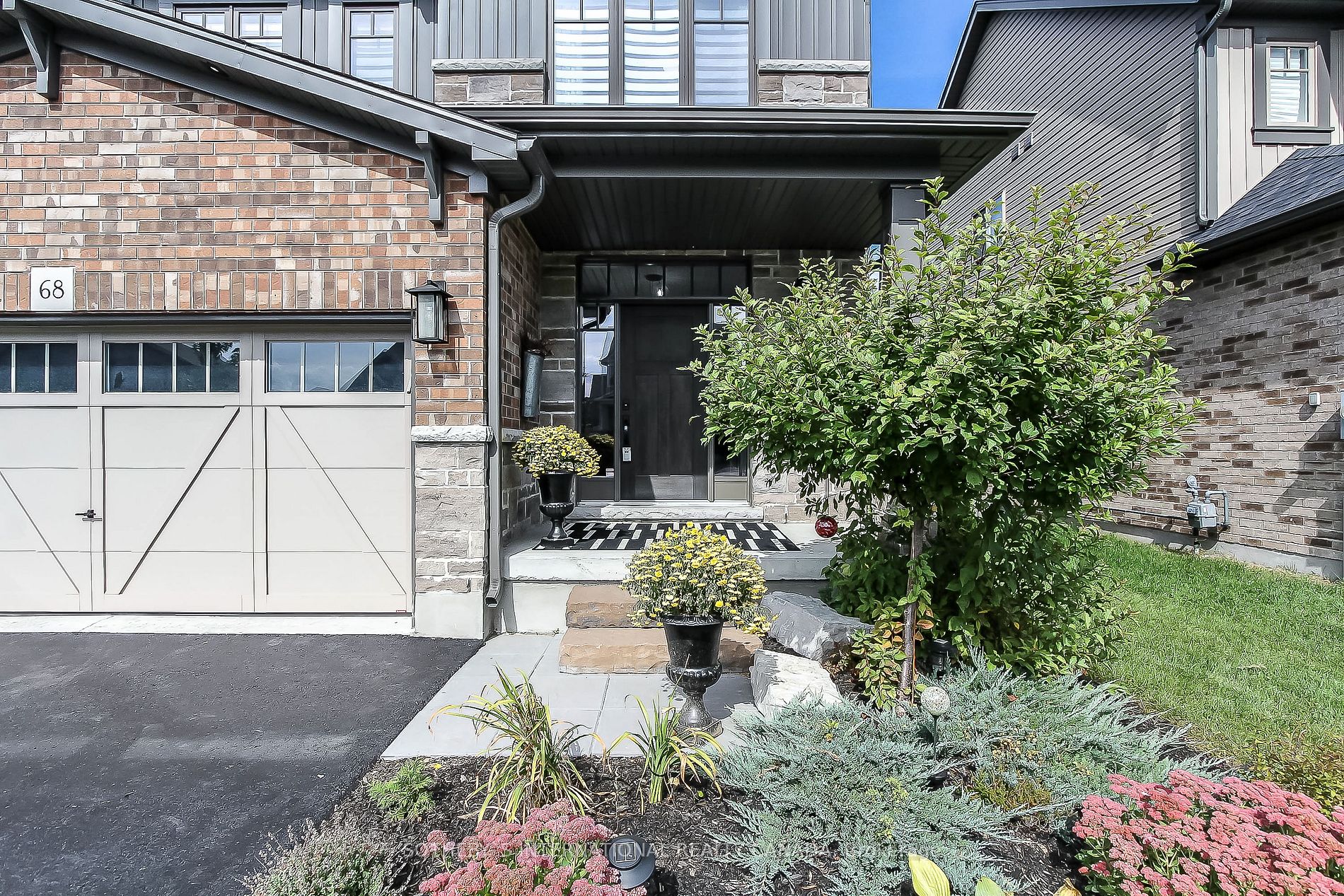 68 Foley Cres