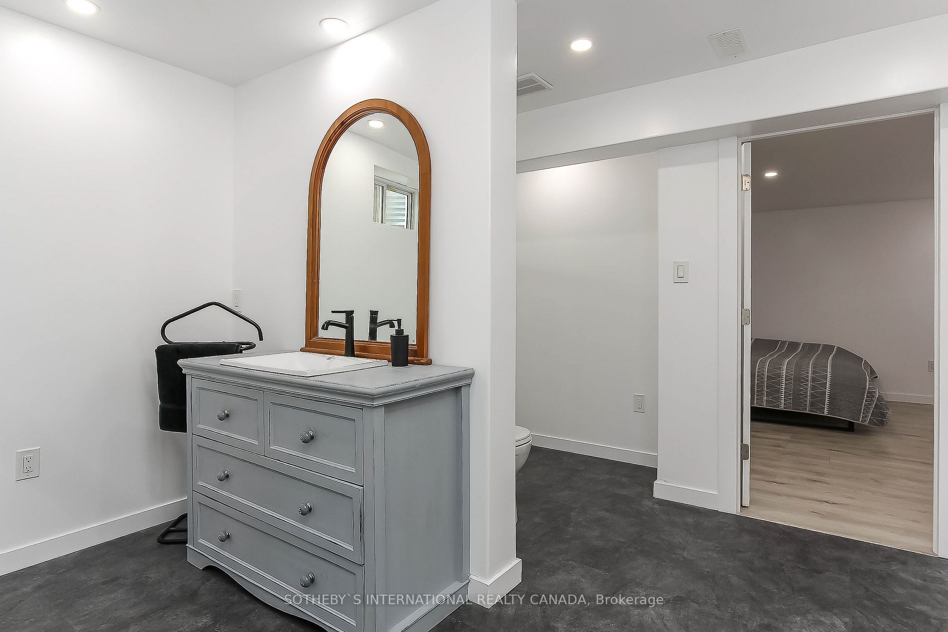 68 Foley Cres