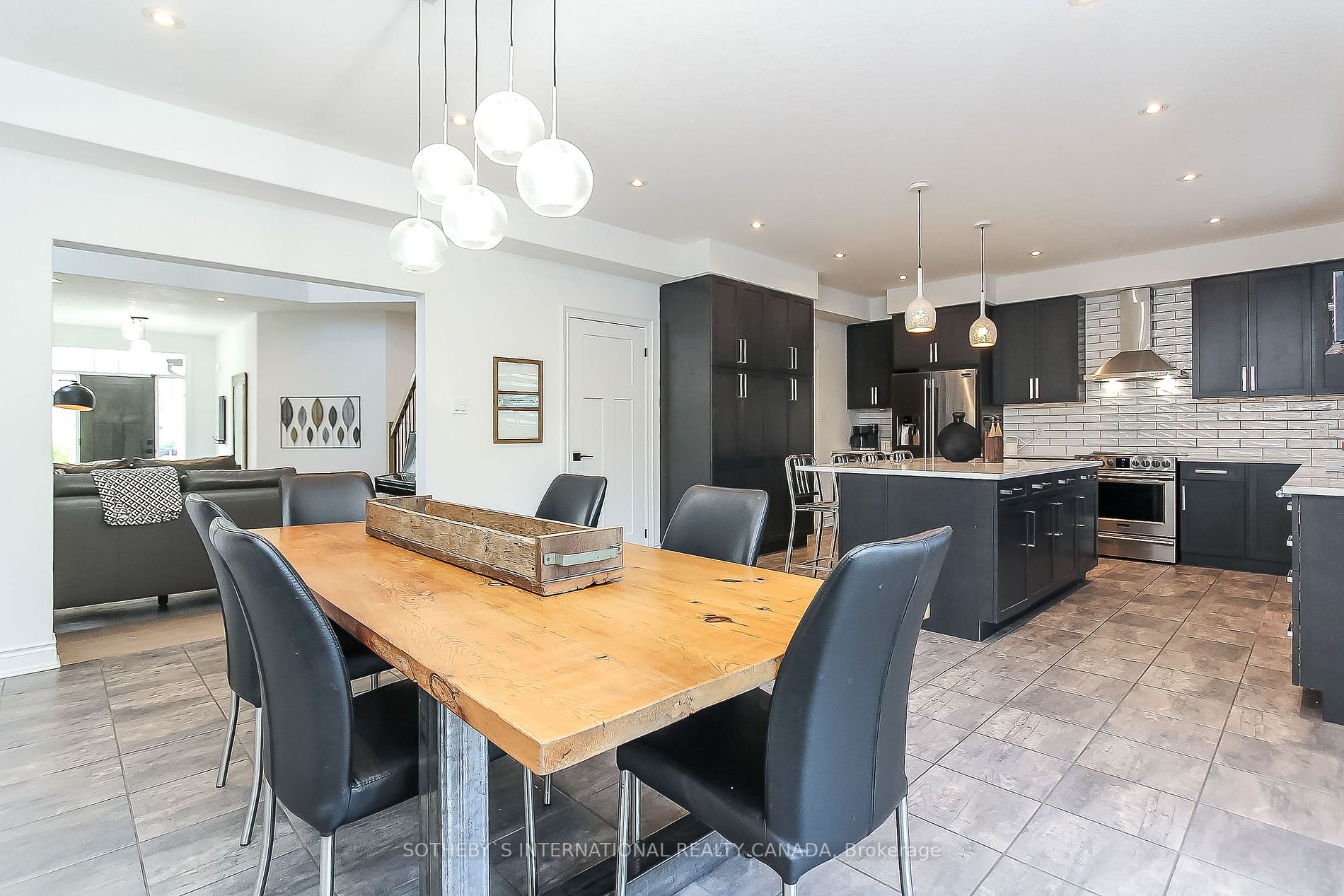 68 Foley Cres