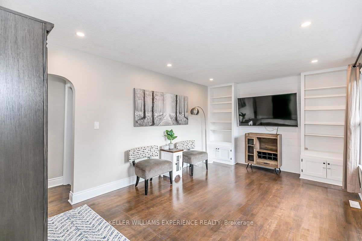 1679 George Johnston Road