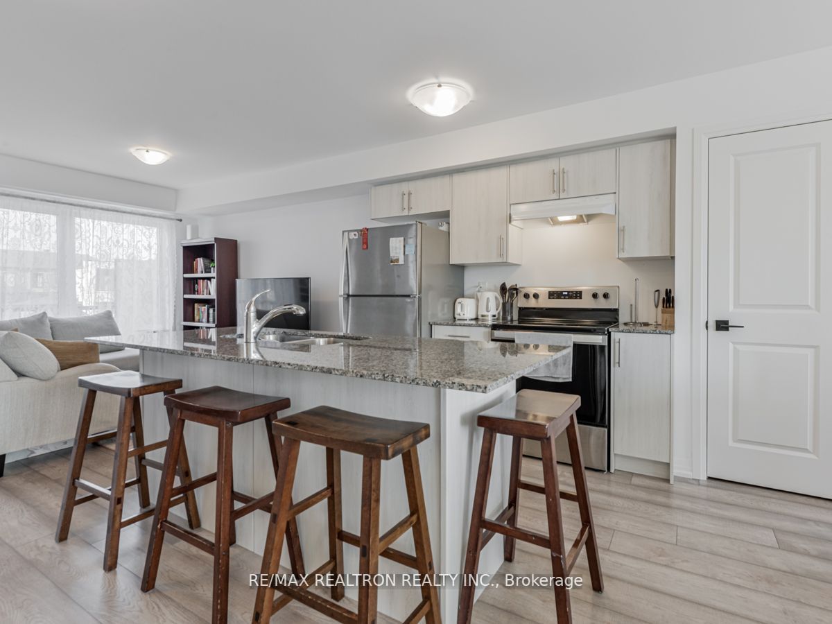 113 Fairlane Ave