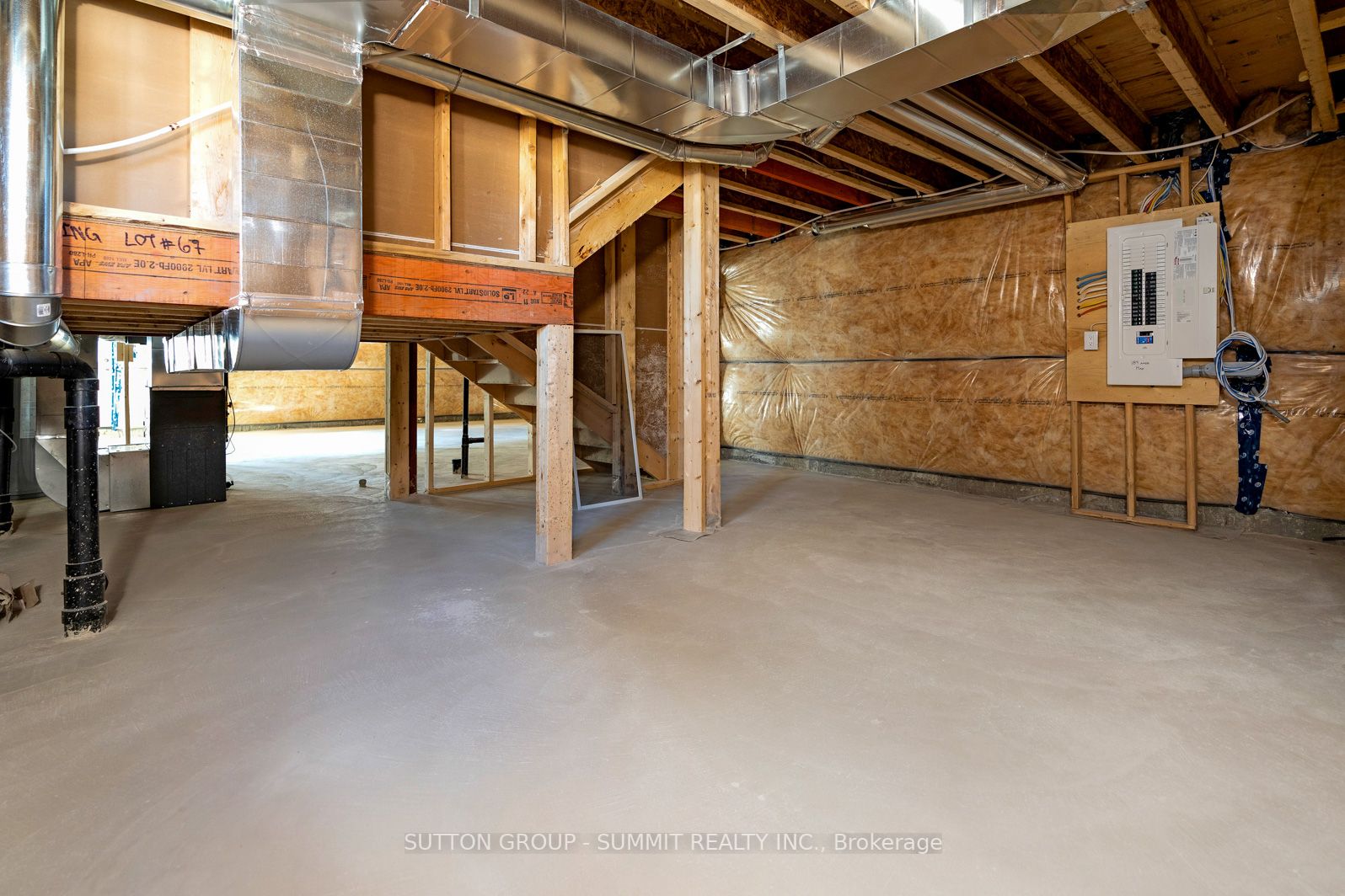 242 Warden St