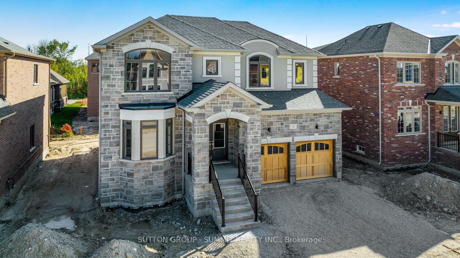 242 Warden St