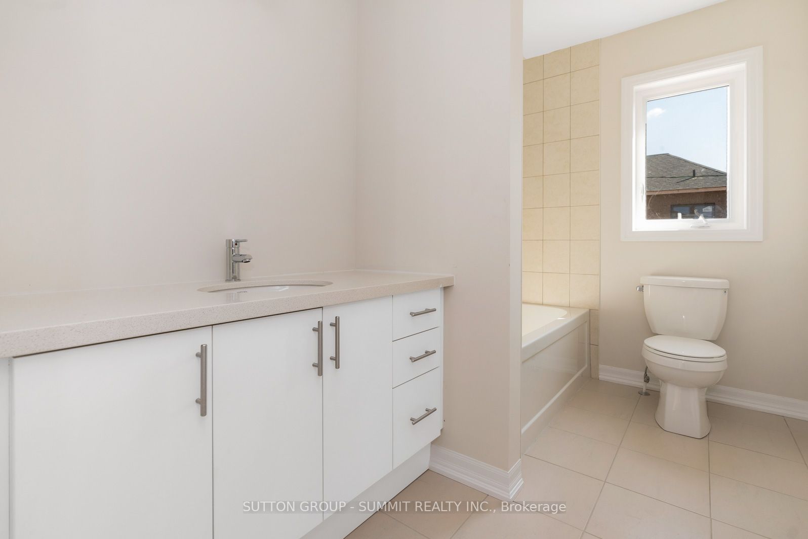 242 Warden St