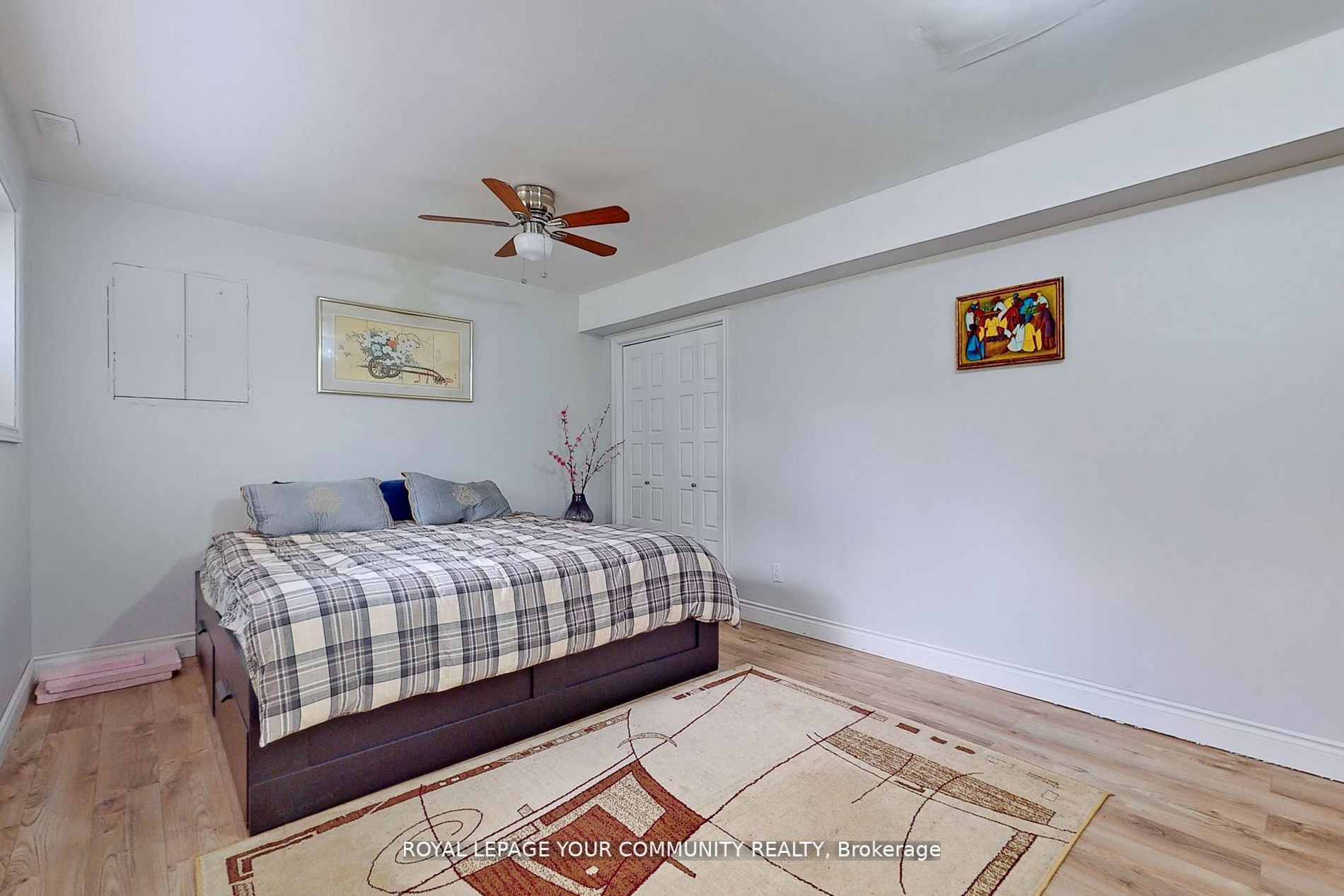 859 Lakeshore Rd E