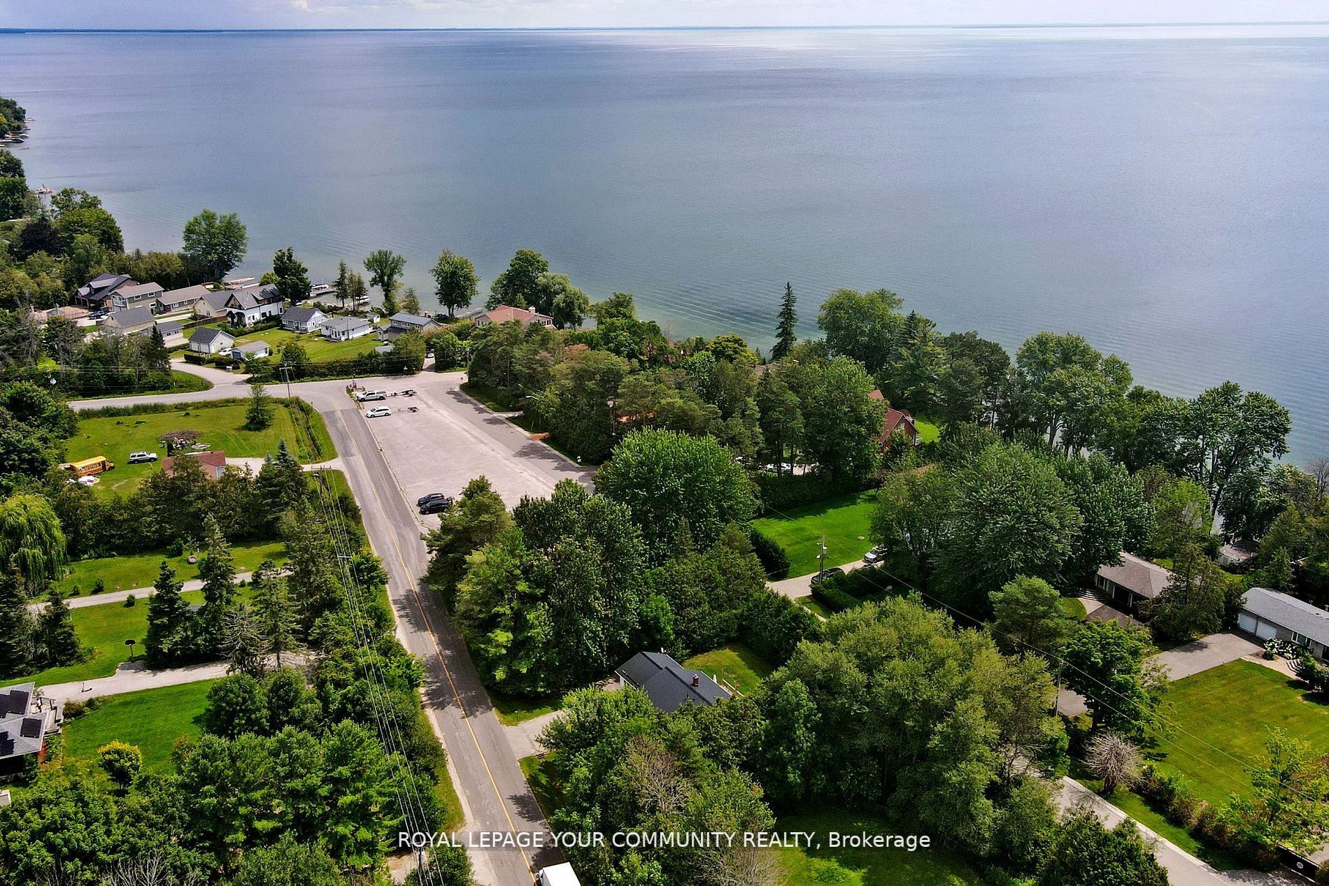 859 Lakeshore Rd E