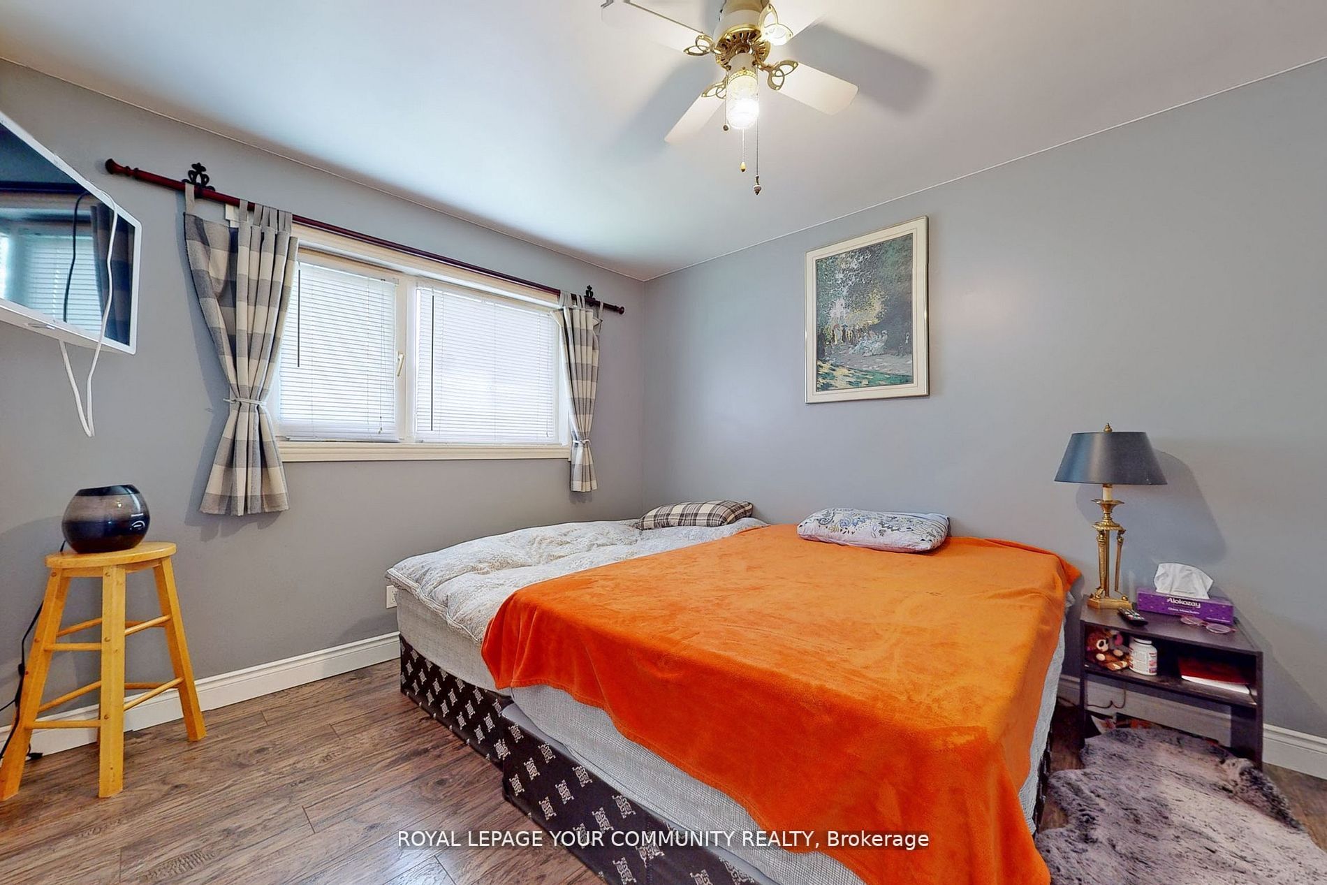 859 Lakeshore Rd E