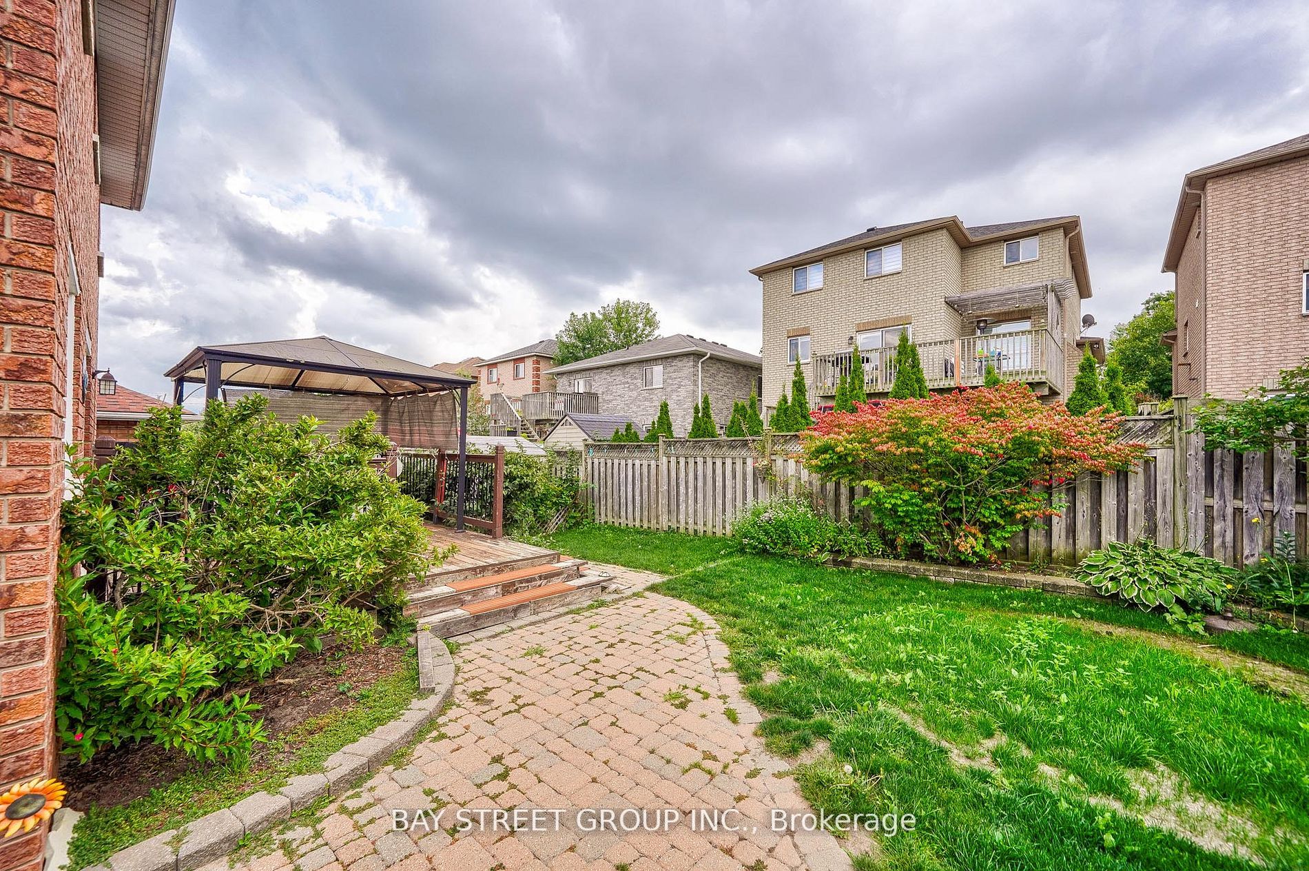 41 Watson Dr