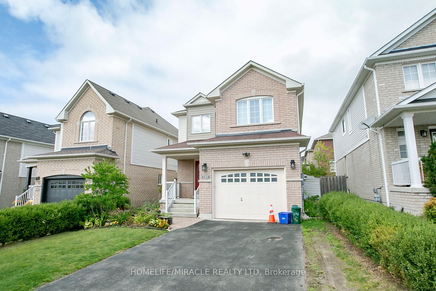 132 Empire Dr