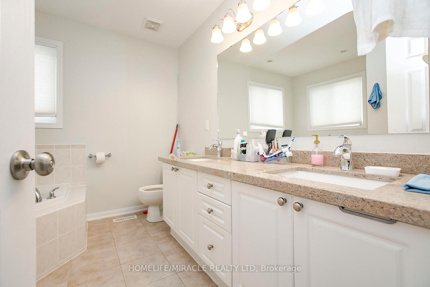 132 Empire Dr