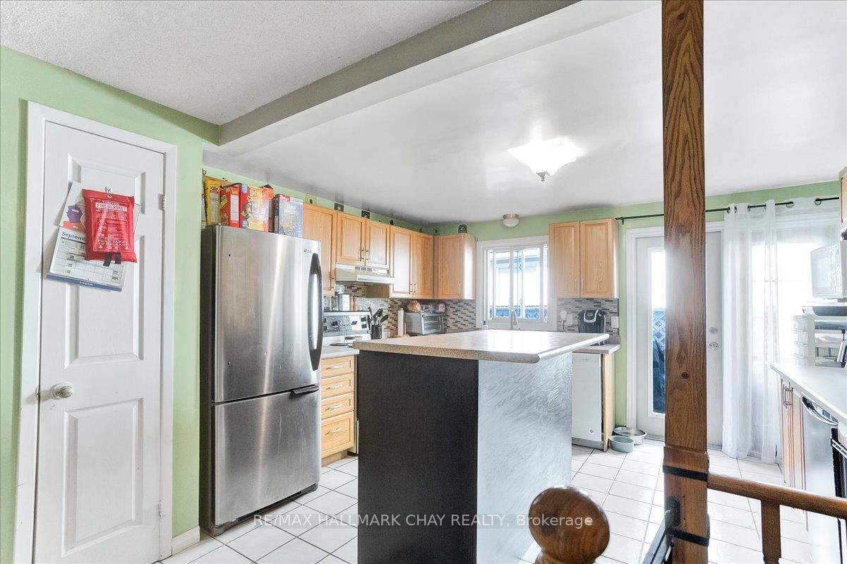 168 Lillian Crescent