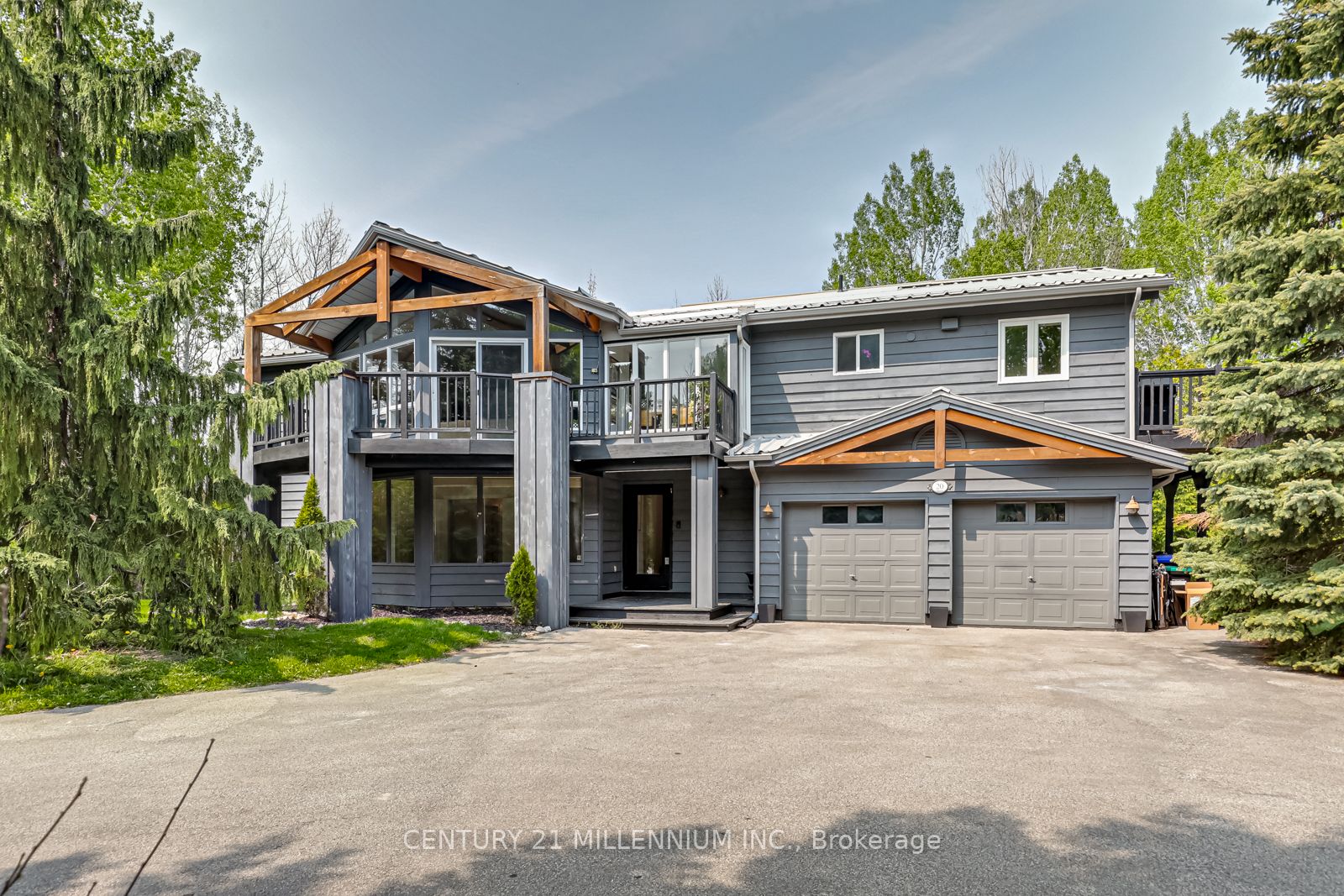 20 Forest Dr
