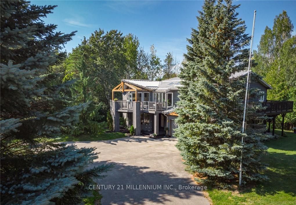 20 Forest Dr